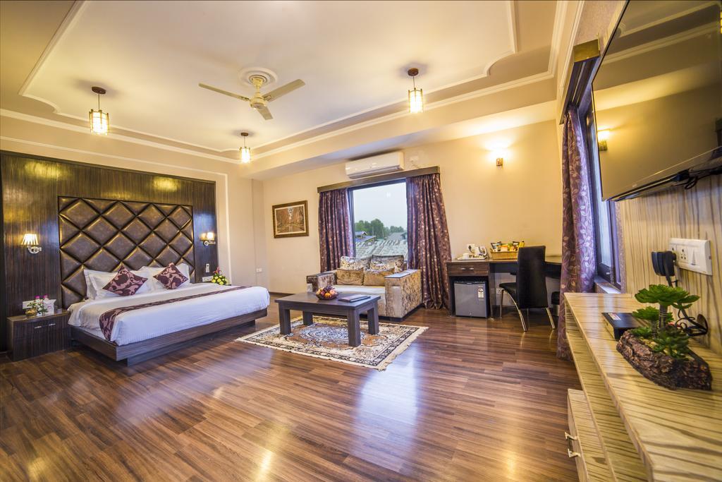 Palette - Solar Residency Srinagar (Jammu and Kashmir) Exterior photo